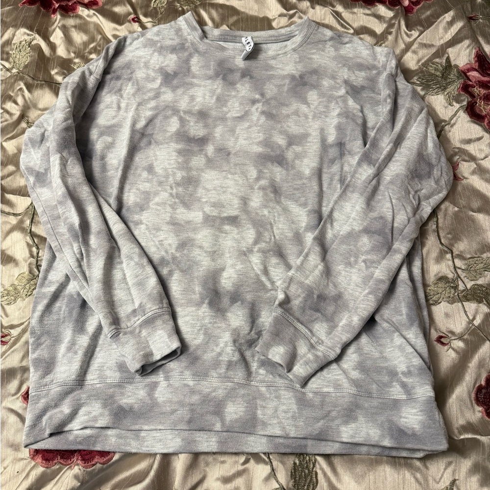 Athleta Women's Crewneck Top in Gray Camo